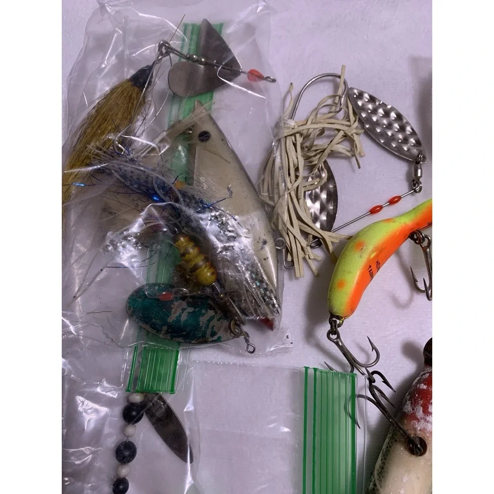 Large Lot Fishing Lures Used Erie Dearie Tadpolly Creek Chub Cordell Etc